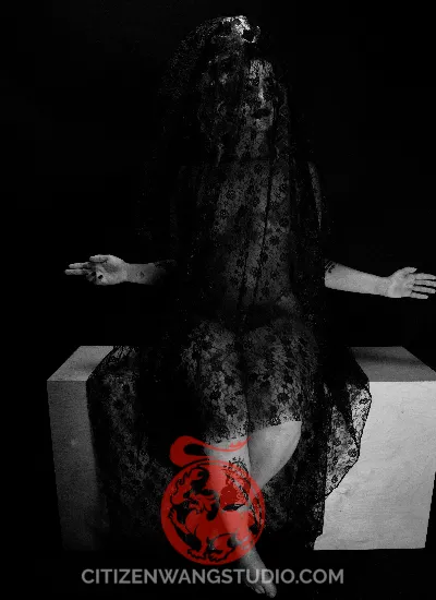 black-lace.jpg