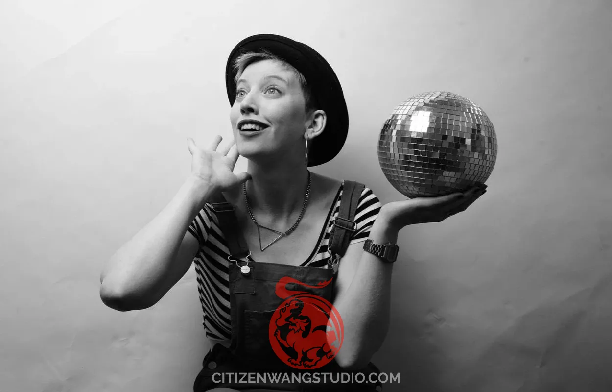 claire-ball.png