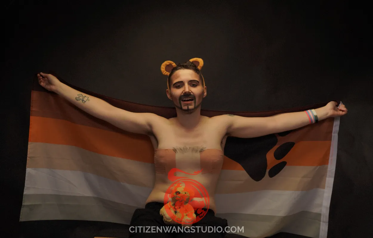 dragking-and-flag.JPG
