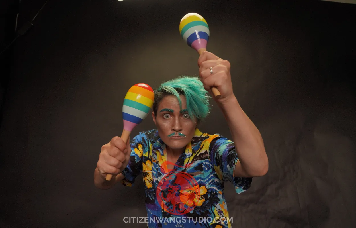 famous-drag-artists-performing.JPG