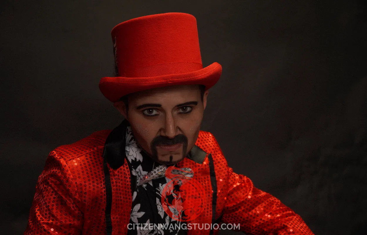 red-top-hat.JPG