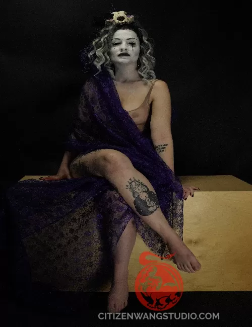 skull-sitting.jpeg